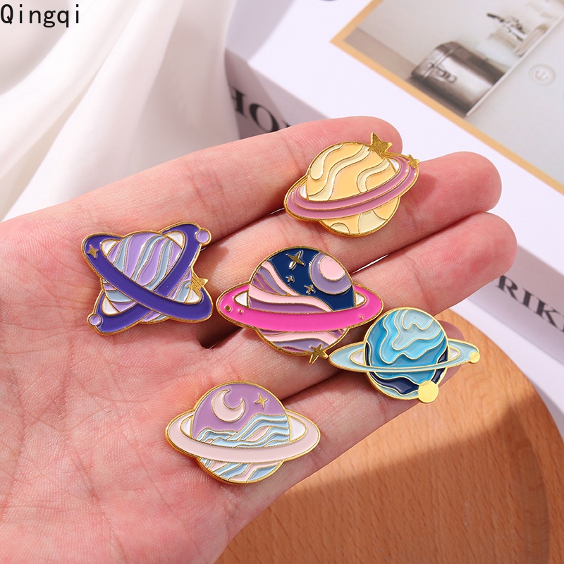 Bros Pin Enamel Desain Planet Luar Angkasa Untuk Aksesoris Pakaian Anak