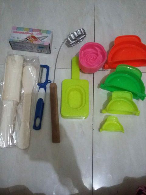 Sendok Bakso Serbaguna / Alat Cetakan Bakso Bakwan Praktis Bahan Plastik