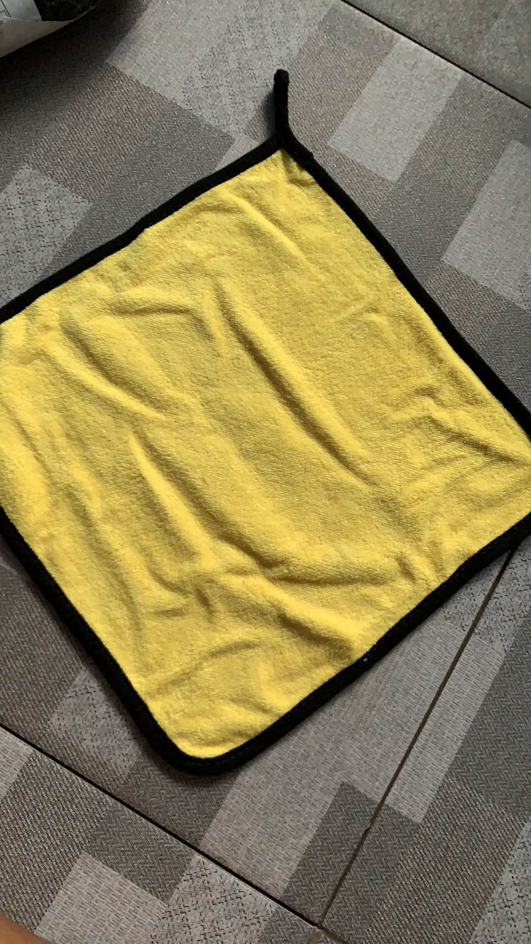 Lap Mobil Microfiber Lembut Tebal Anti Lecet Serbaguna 2 Warna Ukuran 30x30 Cm