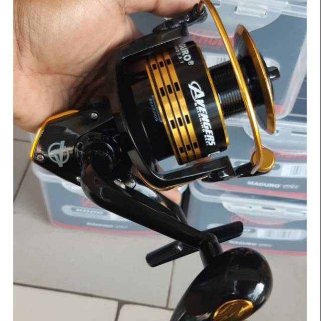 Reel maguro Avenger 6000