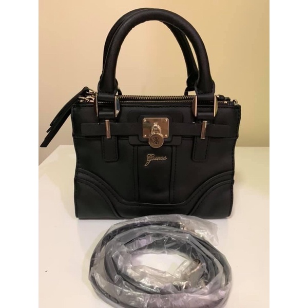[Preloved] Guess Bag Original Authentic