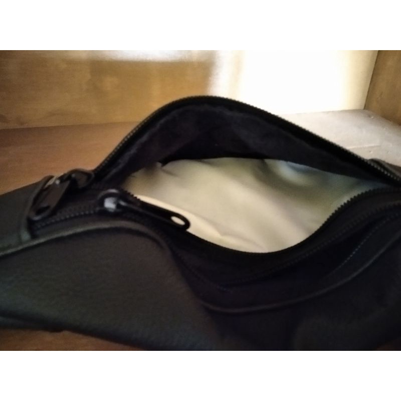 Waistbag Kulit Asli Pria/Tas Selempang/Tas Hitam Eksklusif/Tas Bahu