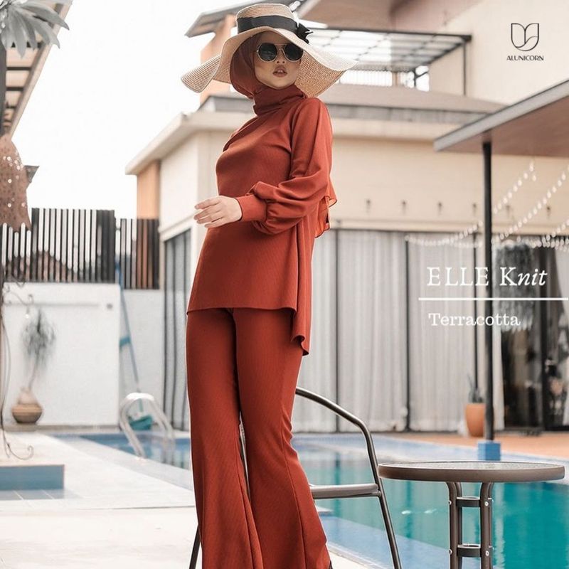 Elle Knit - One Set / Setelan / Knit Uniqlo - Knitting