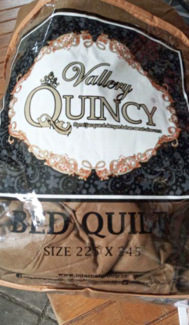 Bedcover Vallery Quincy Quilt Uk. 225x245