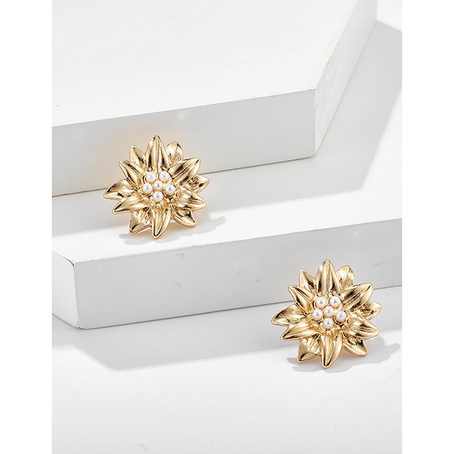 LRC Anting Tusuk Fashion Golden Pearl Flower Earrings D61346