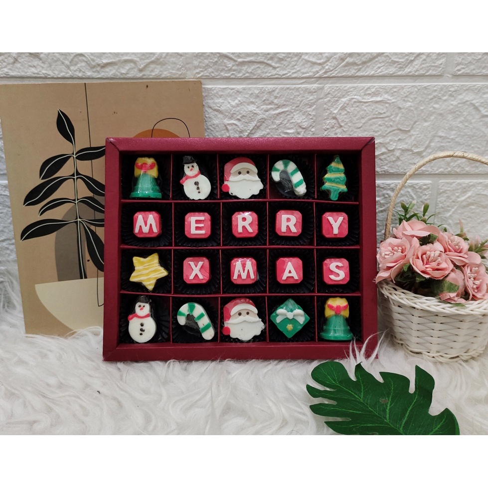 

Cokelat praline/cokelat karakter/kado natal/christmas gift/cokelat custom