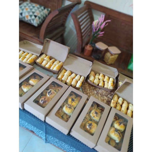 

Bolen pisang coklat keju isi 10