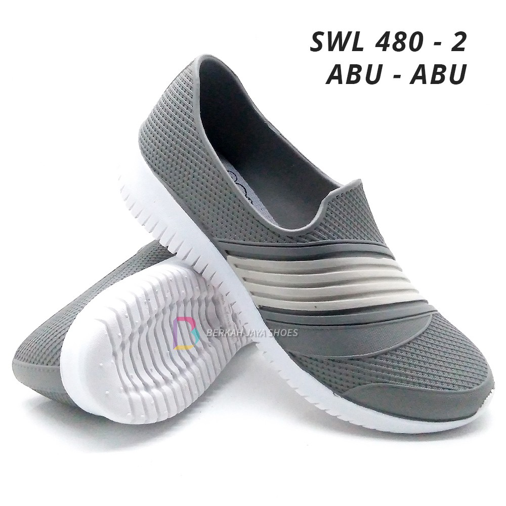 Sepatu Karet Wanita - Sepatu Slip On Karet Wanita ATT SWL 480 Varian Warna - Anti Air &amp; Anti Slip