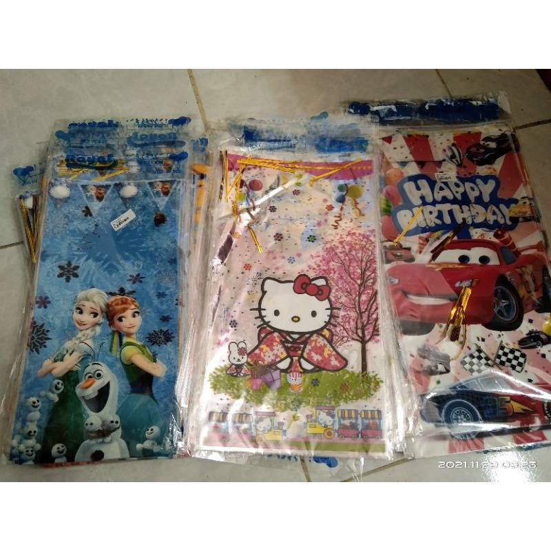 

Tas Plastik Ulang Tahun