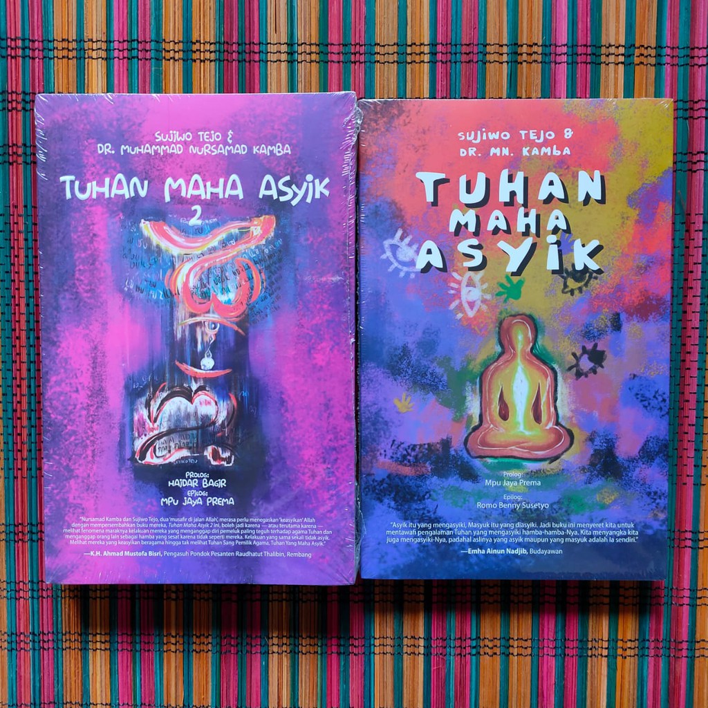 PAKET 2 BUKU TUHAN MAHA ASYIK -- Sujiwo Tejo & MN Kamba