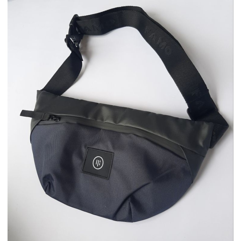 (NAVY) TAS FAMO ORIGINAL WAISTBAG FAMO ORIGINAL