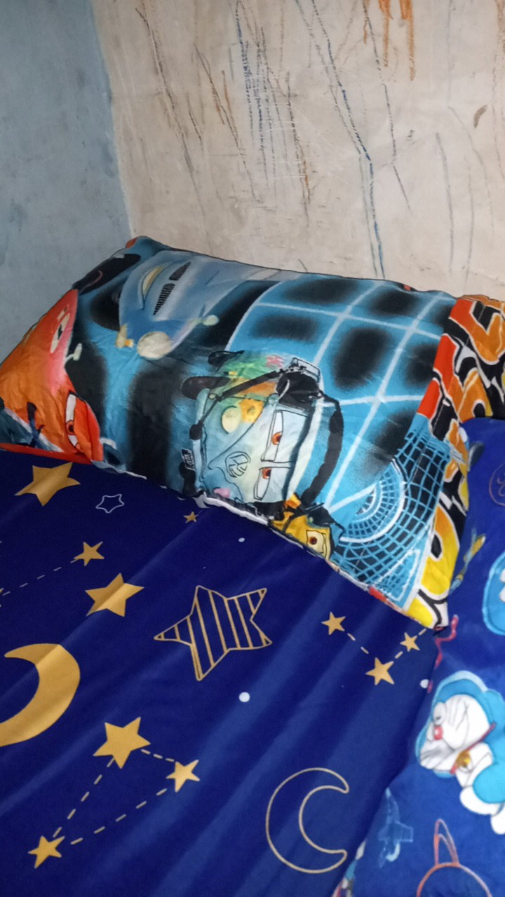 Bantal Guling Isi Full Busa Inoac Dengan Cover Katun Micro Motif Karakter Dewasa