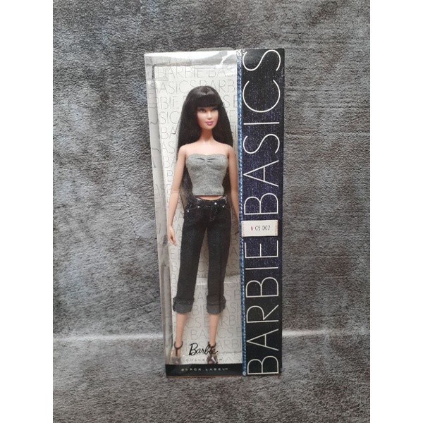 Barbie basics jeans lea NRFB