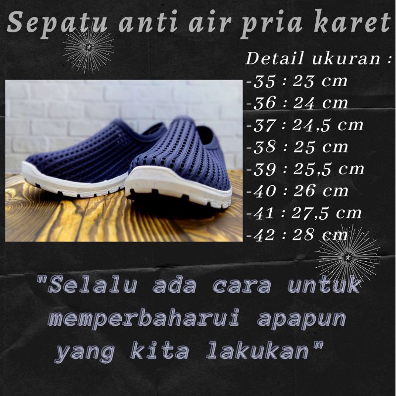 Sepatu anti air pria karet
