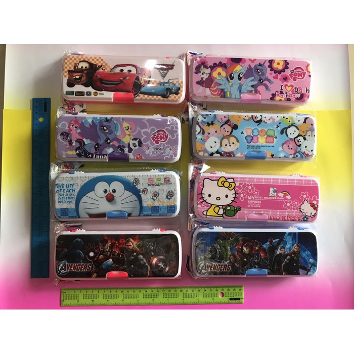 

Tempat pencil mika karakter