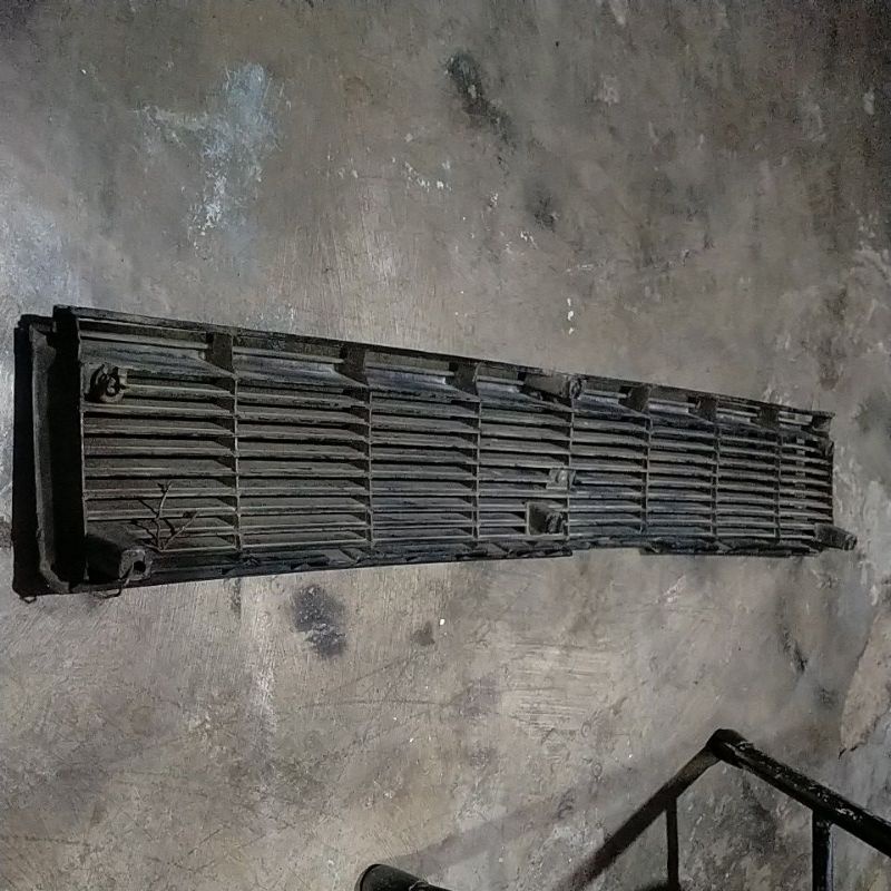 grill Corolla GL
