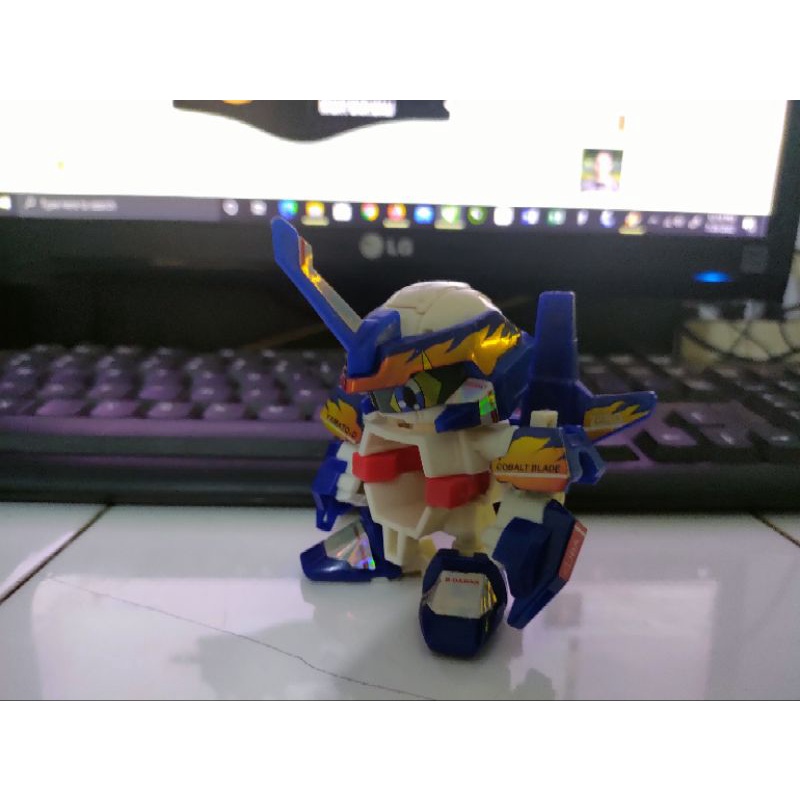 B Daman cobalt Blade dan cobalt saber