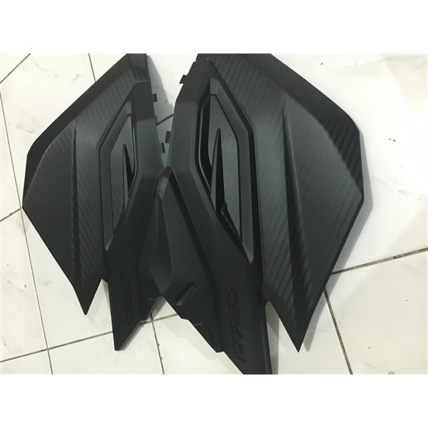 Tutup Mesin Vario 125 150 LED Kiri Kanan Original Honda