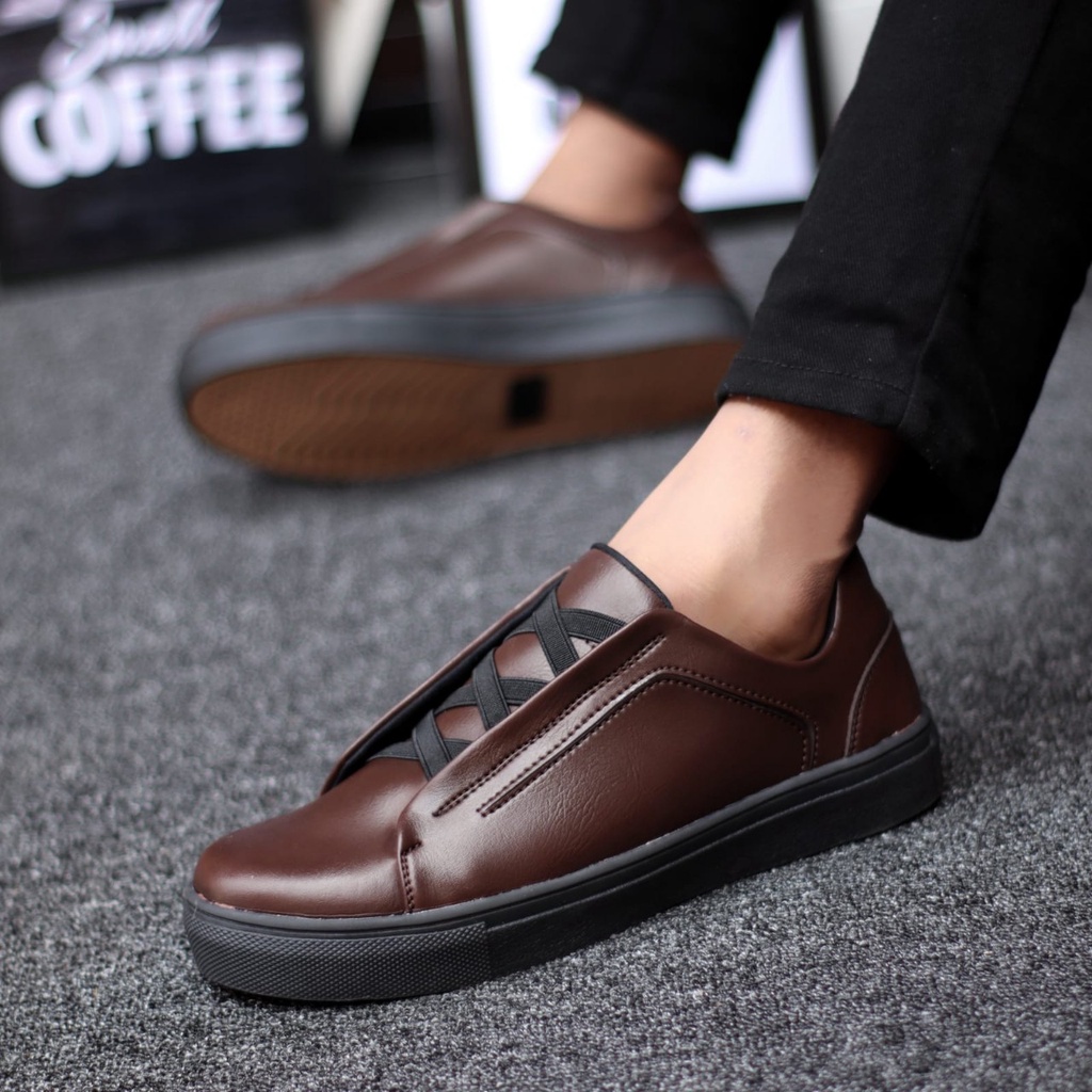 ALLE Sepatu Kasual Sneakers Pria Trendy Kulit Pu Original Distro Kerja Kantor Kuliah Ori