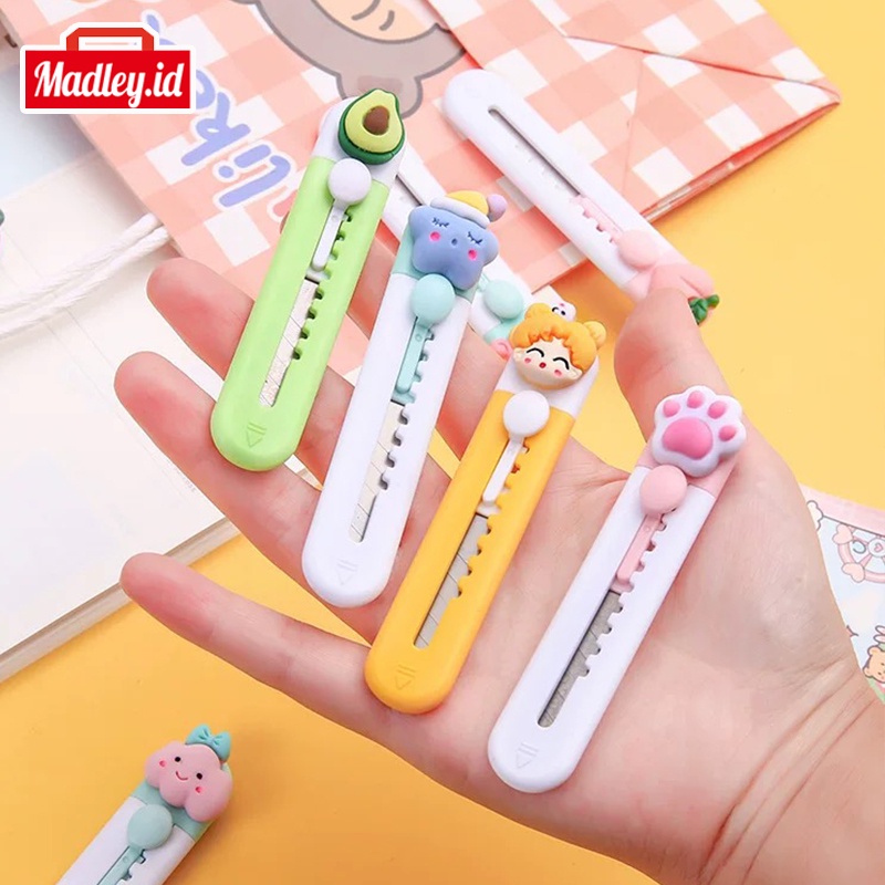 

MAdley Cutter Paper Mini Pisau Karakter Lucu Pemotong Serbaguna
