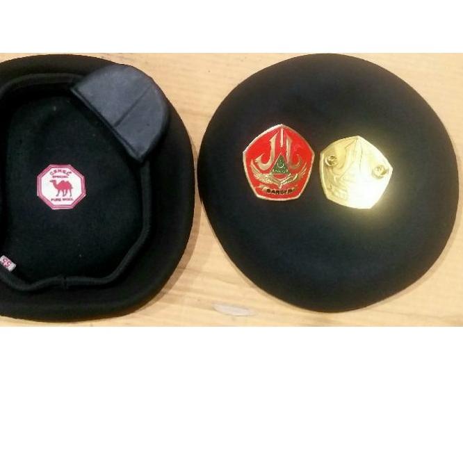 ➮ BARET CAMEL + EMBLEM BANSER ♖