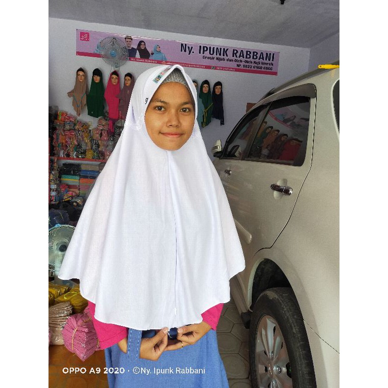 Jilbab sekolah SMA serut pita merk Elrahma