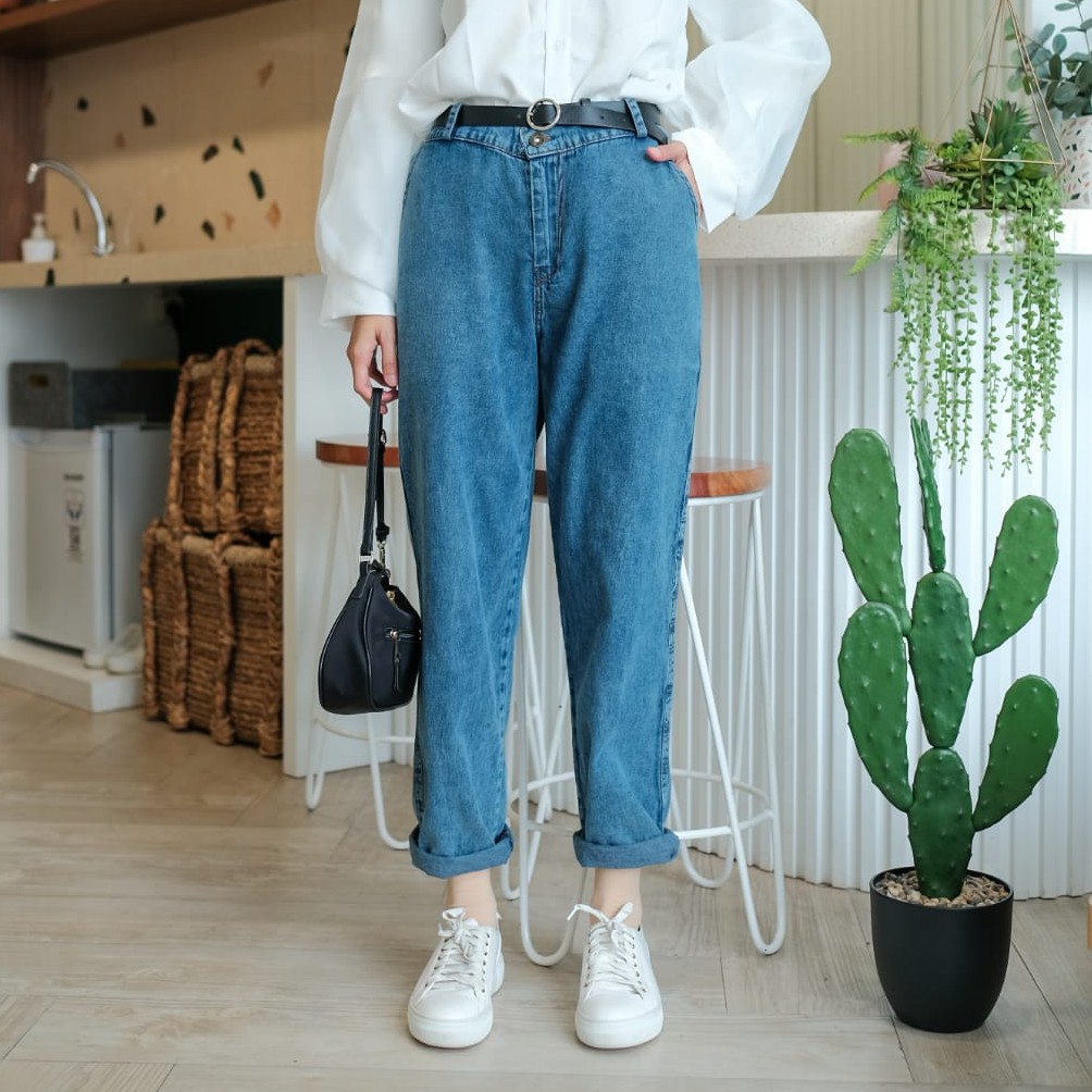 BOYFRIEND JEANS  BERSKA JEANS  PANTS Celanja jeans  