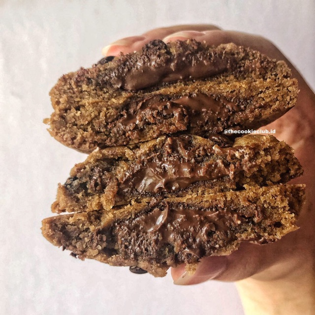 

DOUBLE CHOCOLATE COOKIES @thecookieclub.id