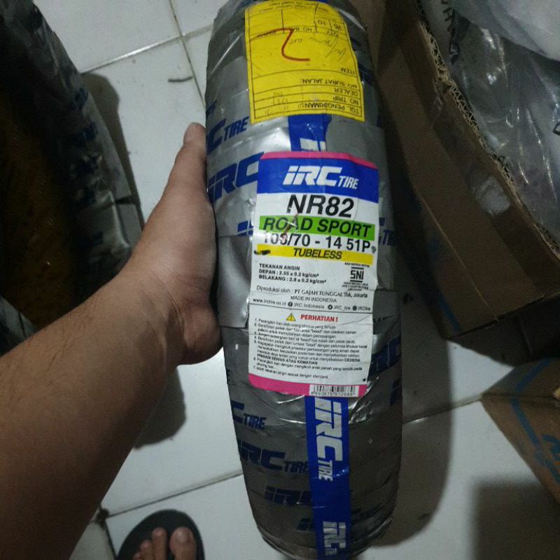 ban luar irc tubeless 100/70-14 nr82 (standar ban belakang soul gt 125, mio s,, mio z, xride 125)