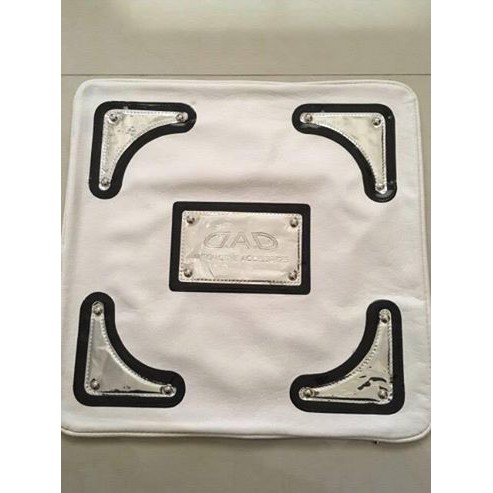 Sarung Bantal Kulit Dad