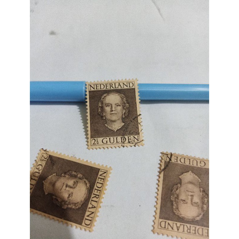 

Perangko Nederland Queen Wilhelmina 2 1/2 Gulden foto depan Stamp