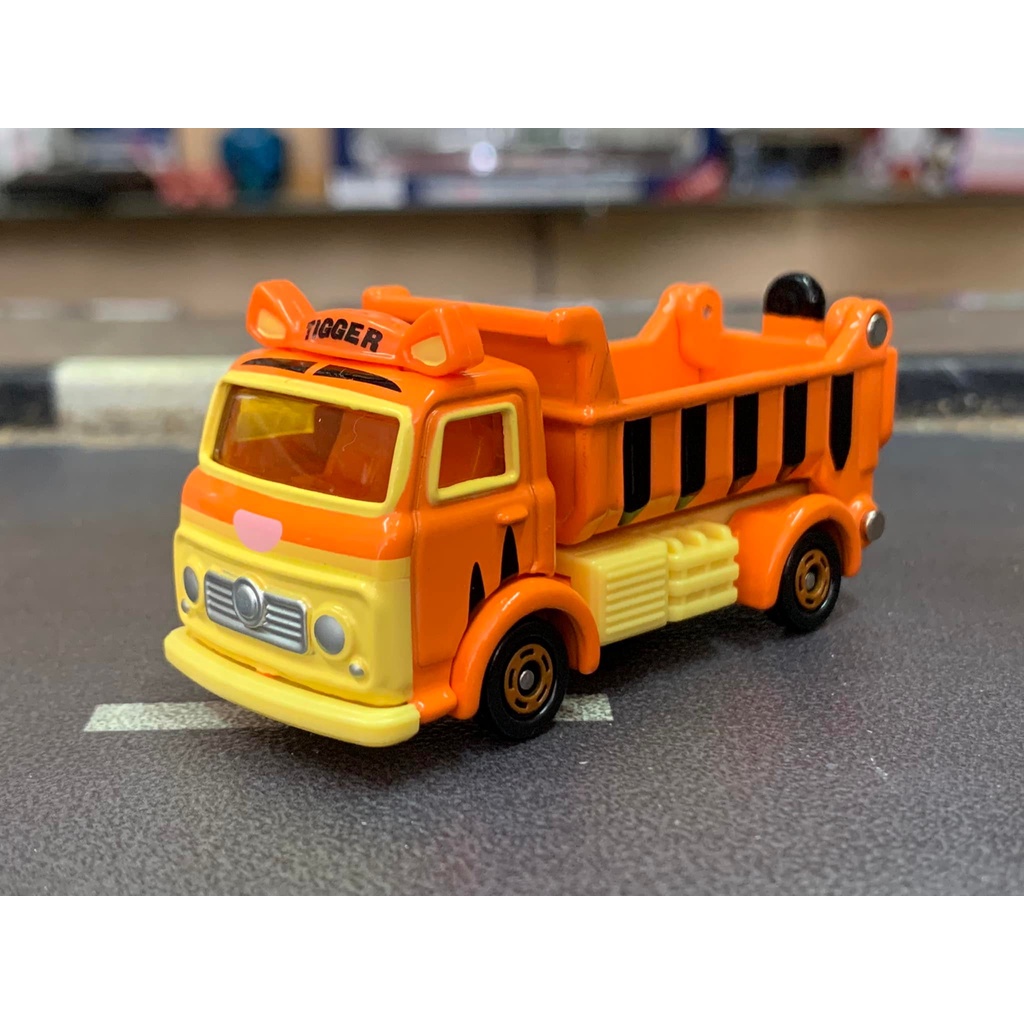 Tomica Disney Motors DM-09 Winnie The Pooh Tigger Dump Truck