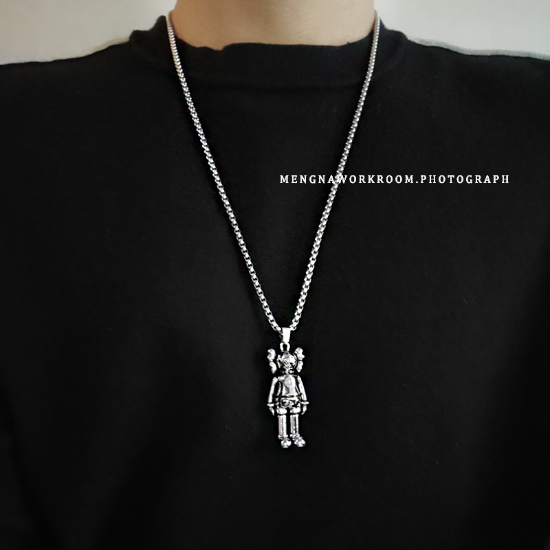 Kaws Kalung Liontin Boneka Sesame Street Bahan Titanium Steel Gaya Hip Hop Untuk Pasangan