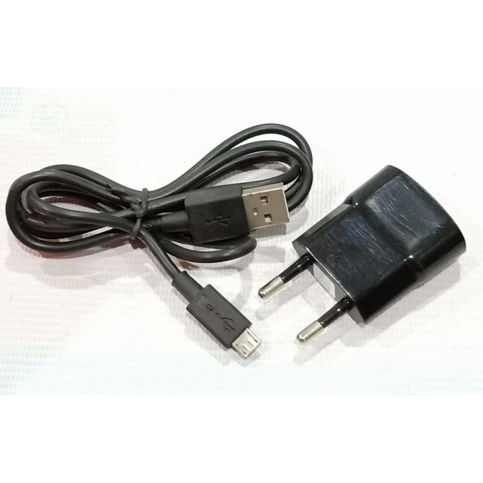 Travel Charger Free/Plus Data Cable USB Micro/Android model Blackberry