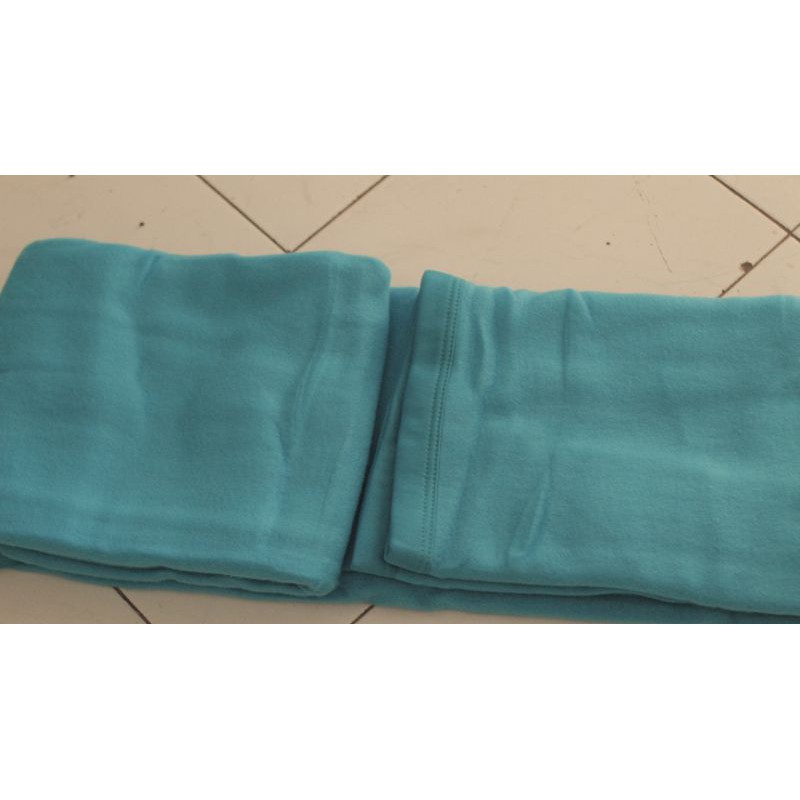Selimut KH Polos 145x195 cm