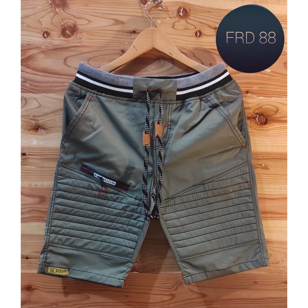 CELANA PENDEK PRIA DEWASA BYK PILIHAN MOTIF TERBARU/CELANA PENDEK DISTRO/CELANA PENDEK CHINOS /CARGO/KOREA/DISTRO CASUAL/SANTAI/PANTAI