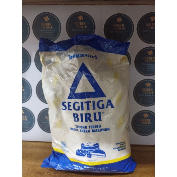 

tepung terigu segitiga biru eco 1 kg