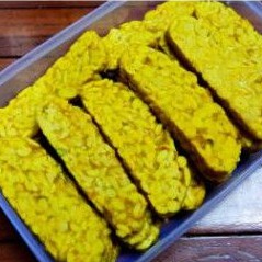 

PROMO tempe ungkep bumbu kuning lengkuas siap saji