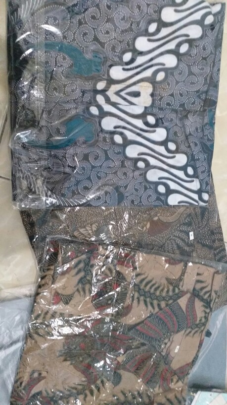 Atasan Pria Kemeja Batik Tradisional Lengan Panjang• Baju Batik Pria•batik Pria