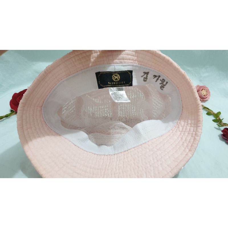 bucket hat pink second
