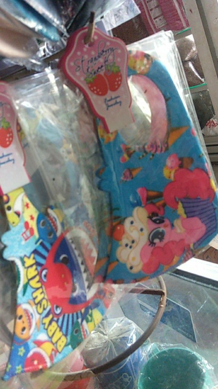 Masker Karakter.anak 2000/pc