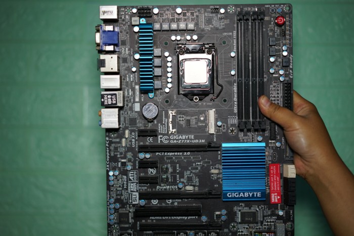 Motherboard Gigabyte GA-Z77X-UD3H