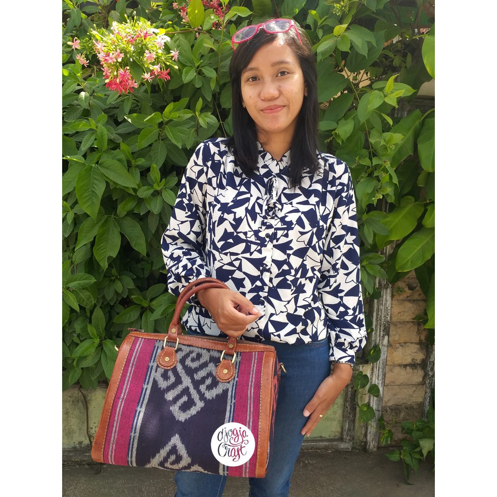 Tas Kulit Speedy Kombinasi Kain Batik Motif Tenun