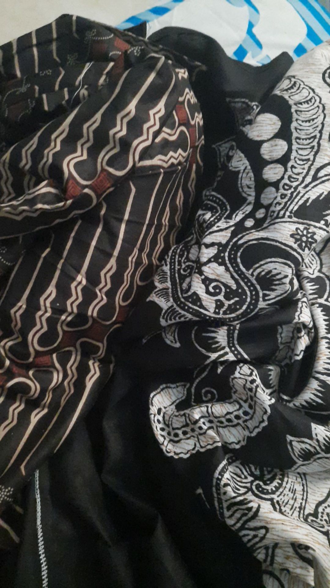 Kemeja Batik Lengan Panjang Motif Parang Kunci