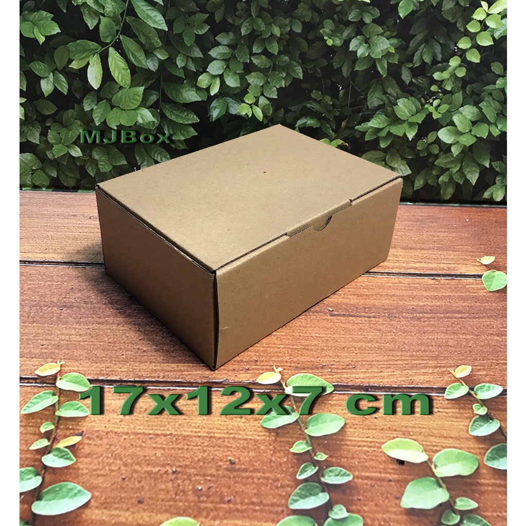 

KARDUS UK. 17x12x7 CM.......DIE CUT KOTAK KARTON UNTUK PACKING SOUVENIR - DLL- MODEL BOX PIZZA