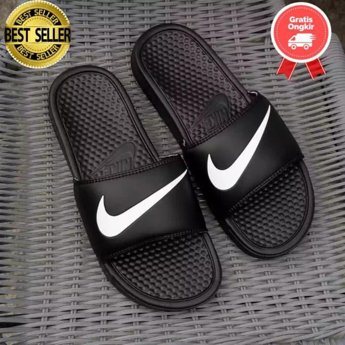 best nike flip flops