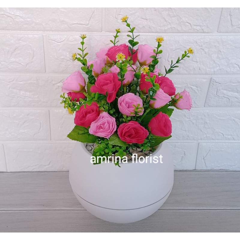 bunga mawar artificial pot bola//bunga hias mawar pot bola//bunga mawar plastik imitasi pot bola