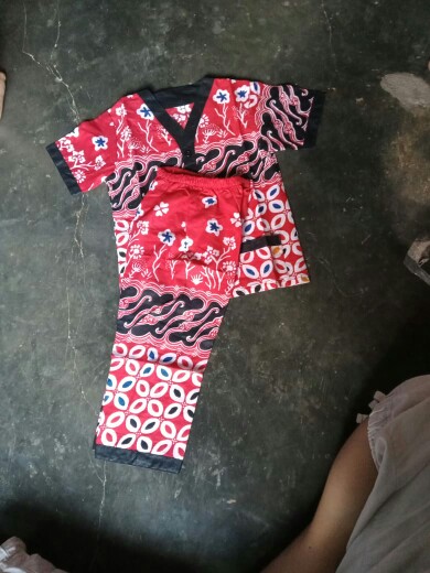 Set Baju Tidur Batik Anak Motif Cerah Untuk Usia 1-5 Tahun Laki-laki Dan Perempuan.