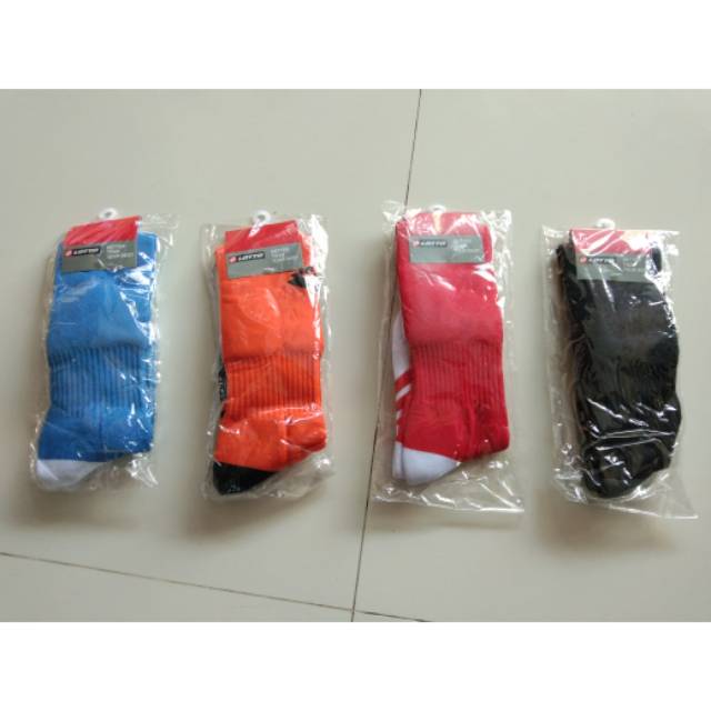 Kaos kaki panjang Lotto