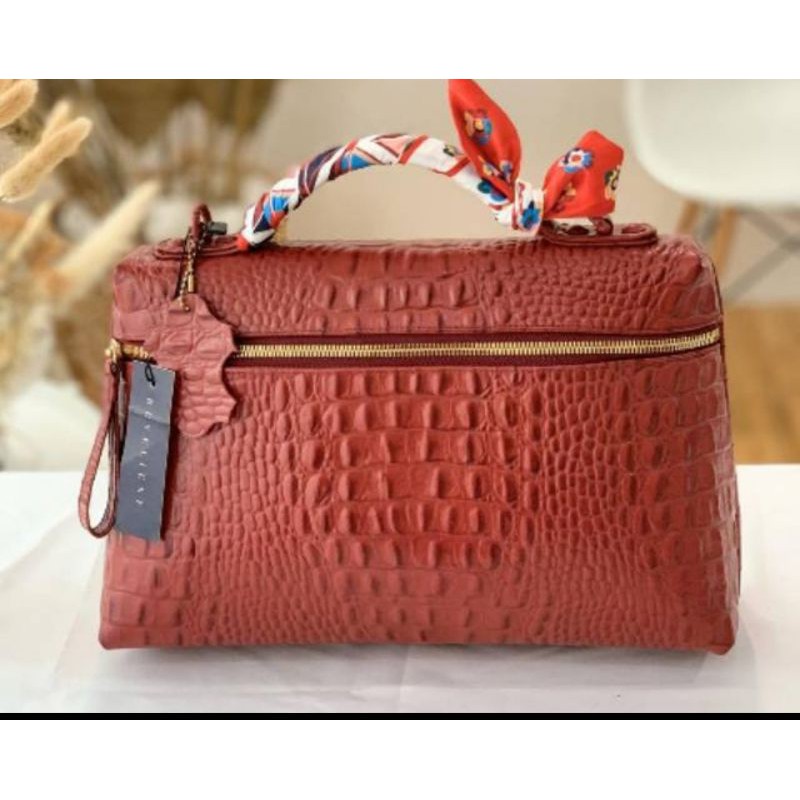 PRELOVED TAS BUTIK BEVELIENT(GENUINE LEATHER)